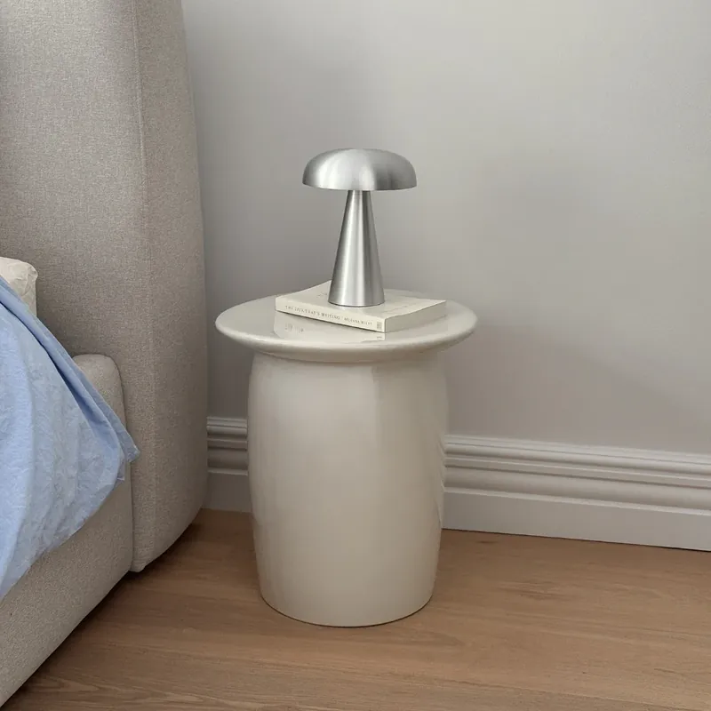 Angebot Beistelltisch Kivo - 36 cm - Glänzende Keramik - Latte